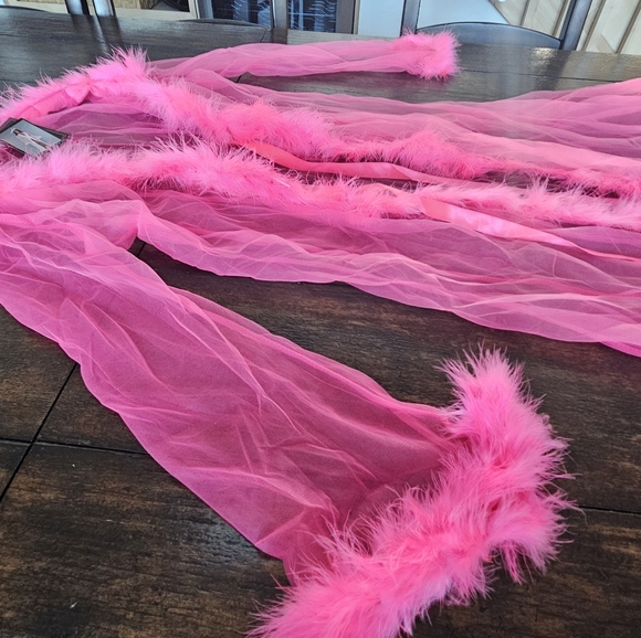 NWT Be Wicked Hot Pink Feather Trim Robe - Picture 6 of 10